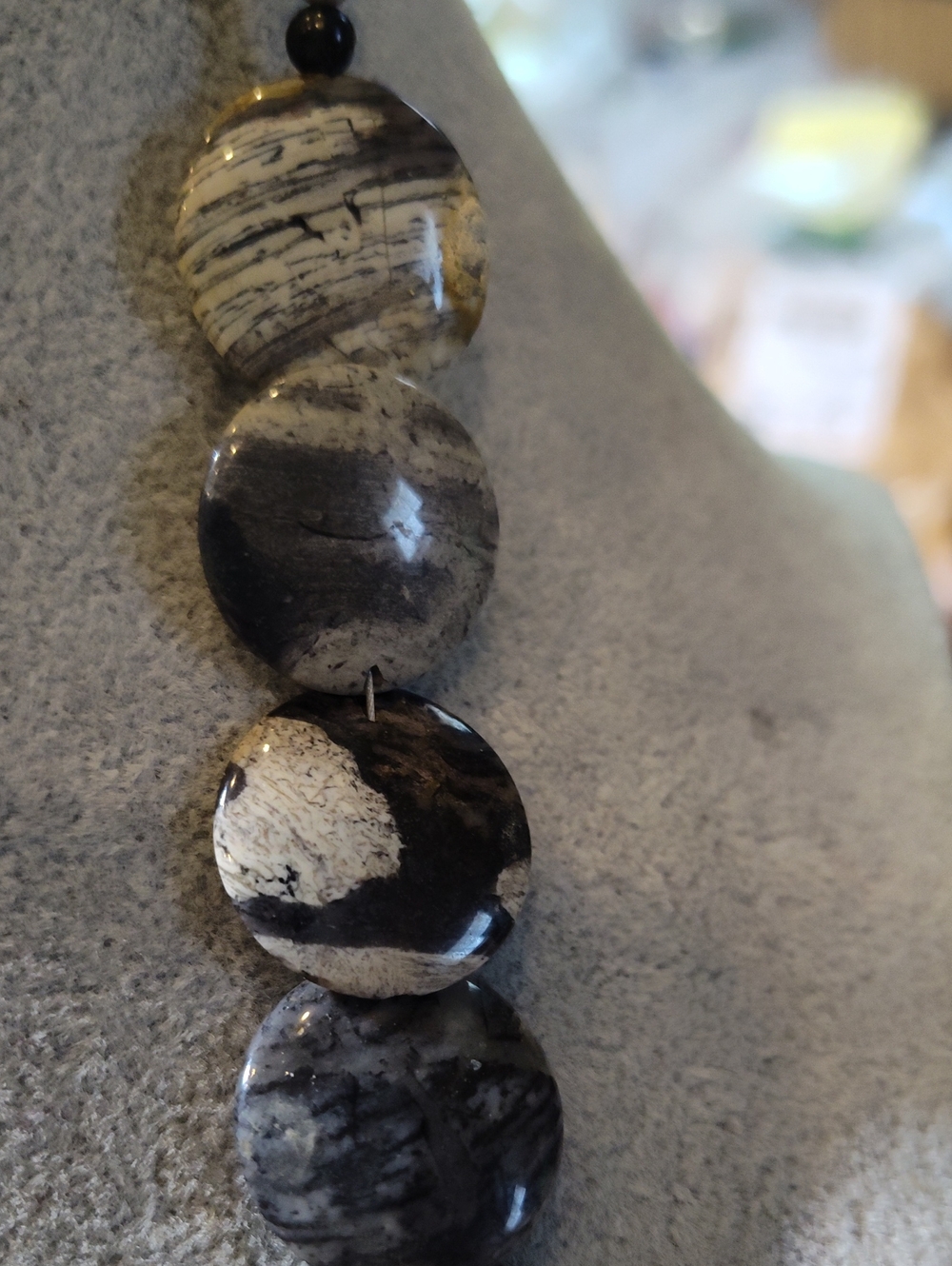 Artisan Natural Agate Disc Necklace in Black, Gray & Cream 21" - Picture 5 of 7